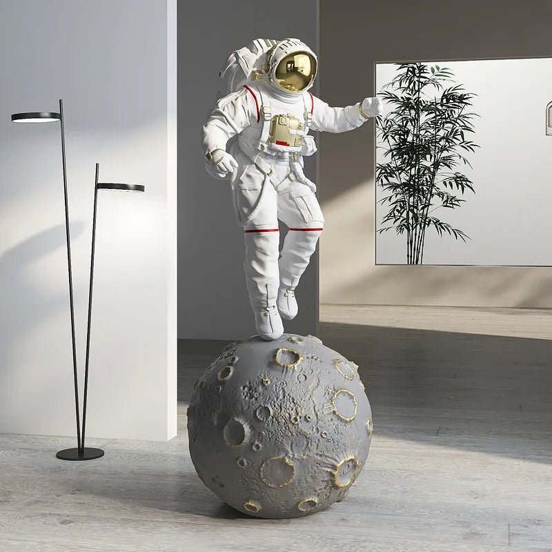 AstroSpace Lifesize™ - EveryEssential
