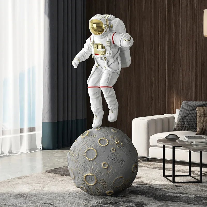 AstroSpace Lifesize™ - EveryEssential
