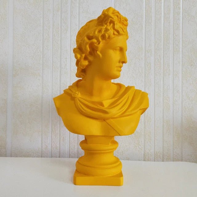 Essential Luic - EveryEssential