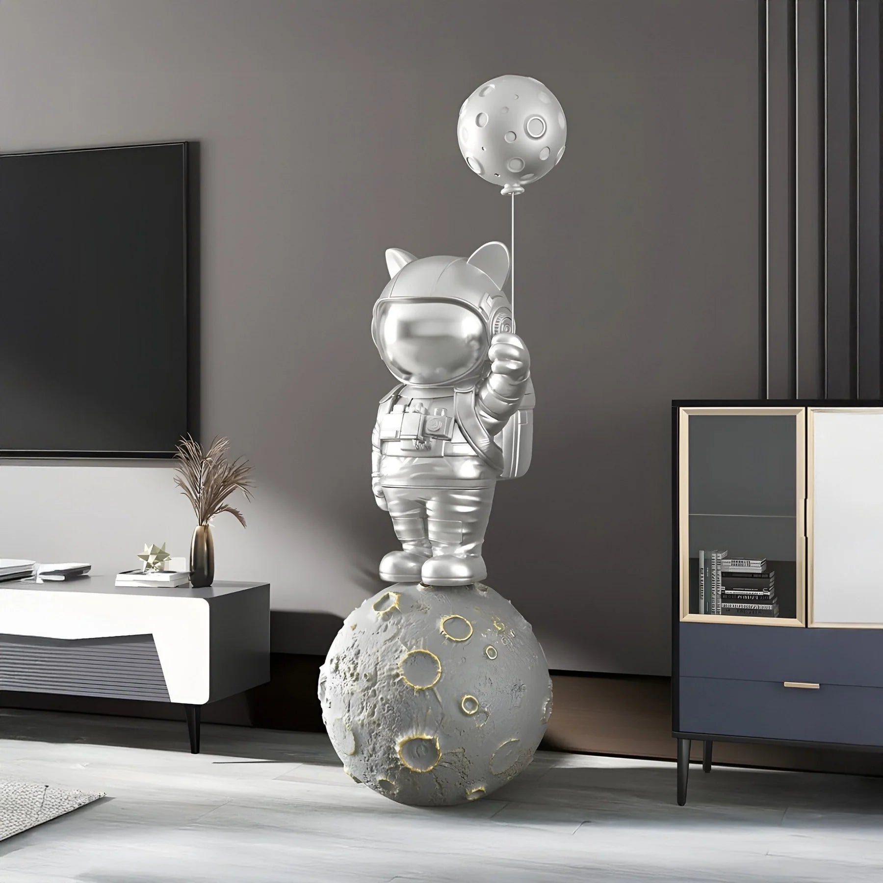 Medium Cosmic Chrome Astronaut Kitty Moon Balloon Sculpture - 150cm - EveryEssential