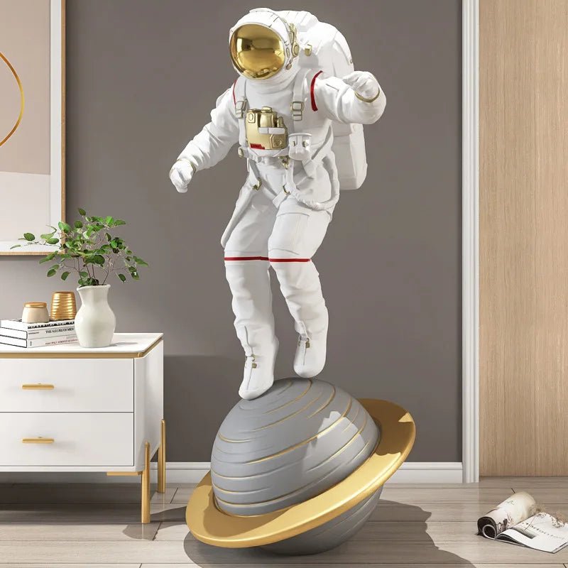 AstroSpace Lifesize™ - EveryEssential