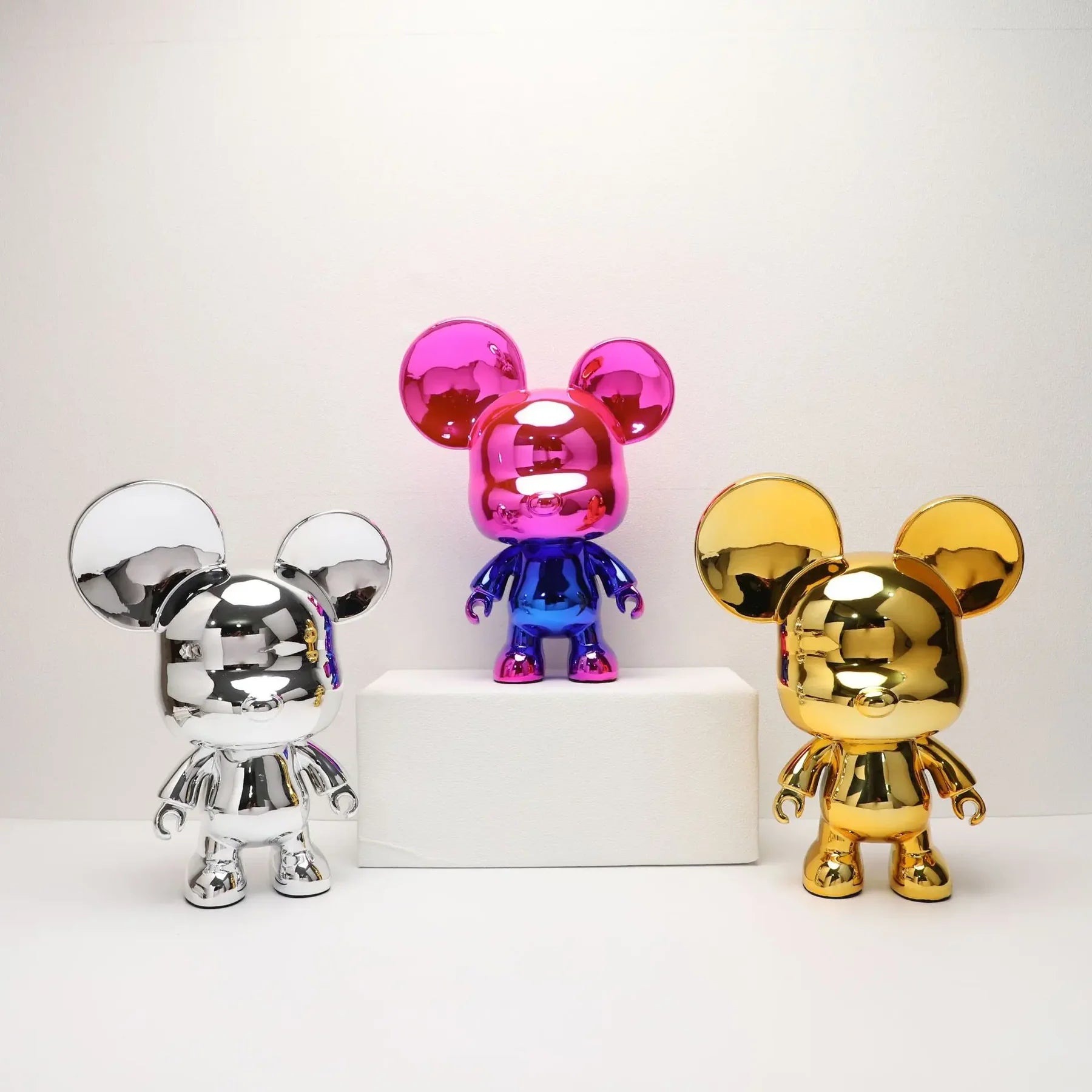 Tiny Bear - EveryEssential